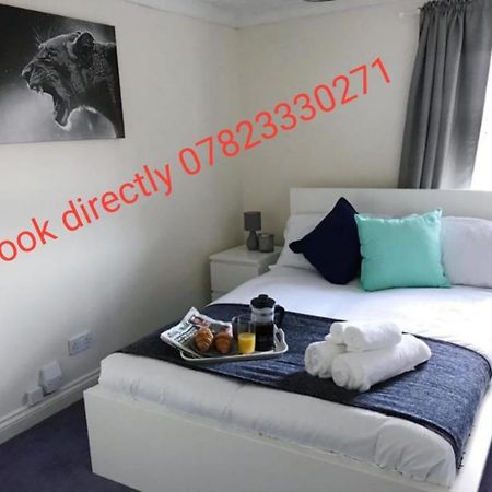 Chani Place Northampton Extérieur photo