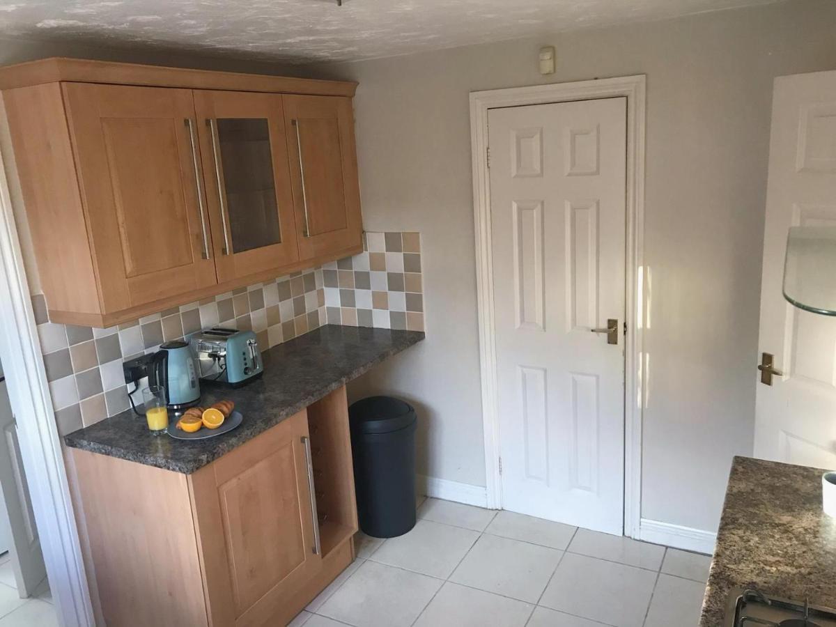 Chani Place Northampton Extérieur photo