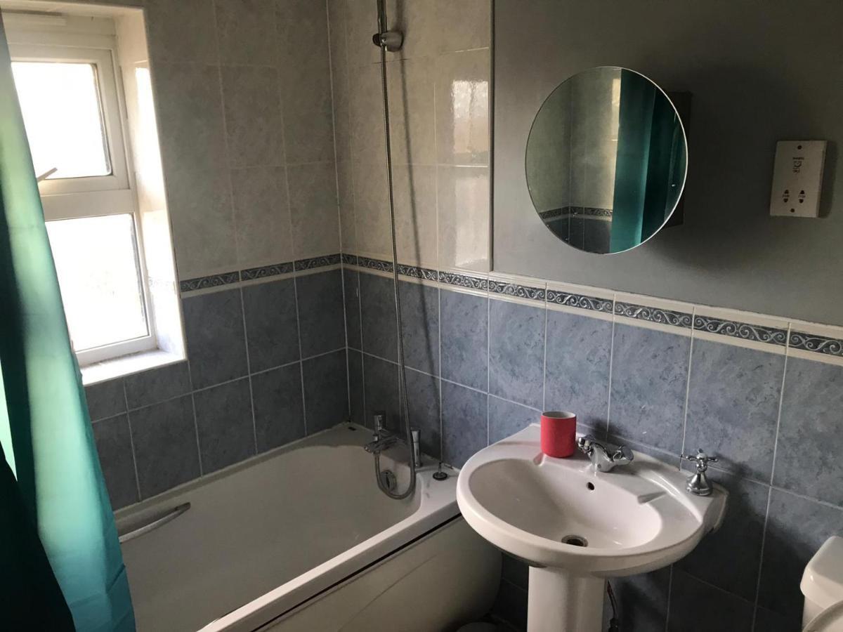 Chani Place Northampton Extérieur photo