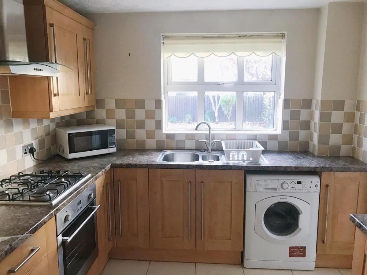 Chani Place Northampton Extérieur photo
