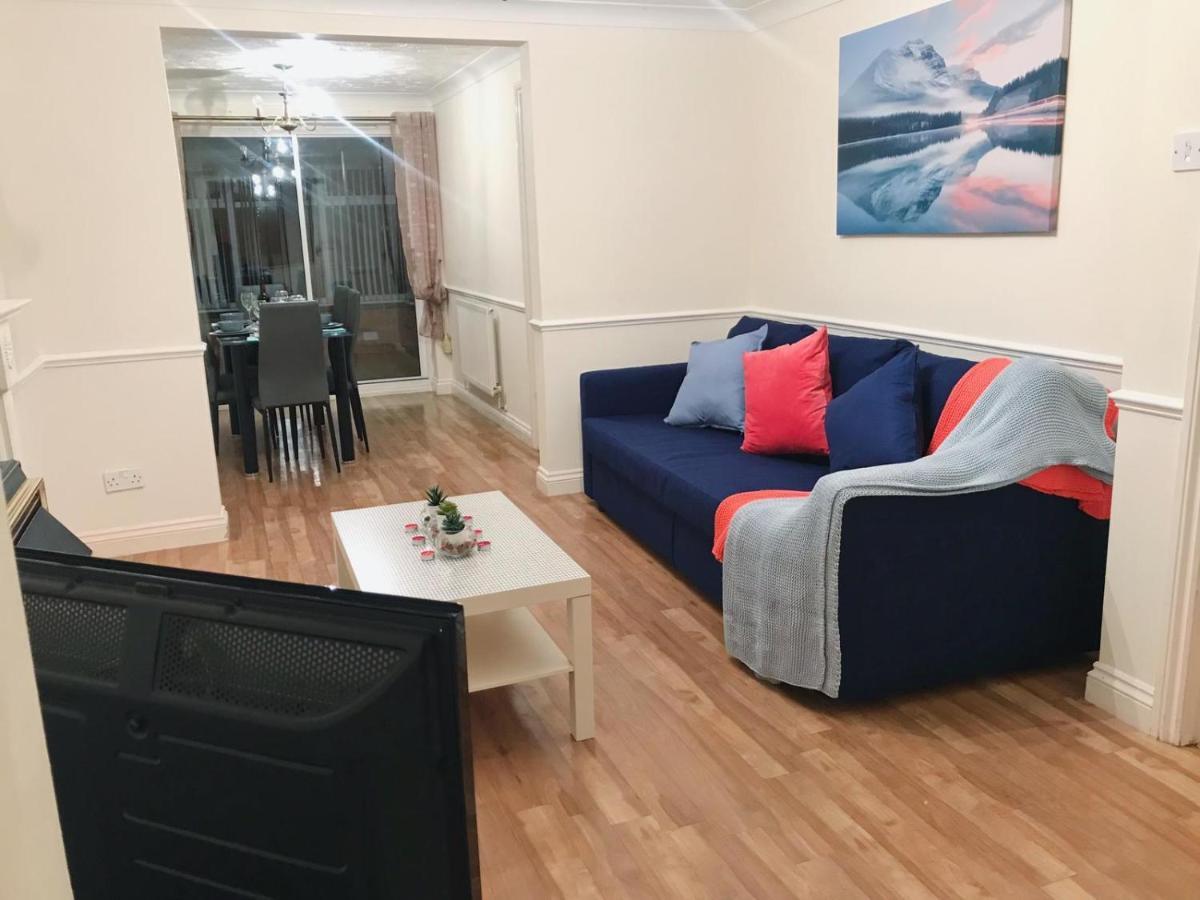 Chani Place Northampton Extérieur photo